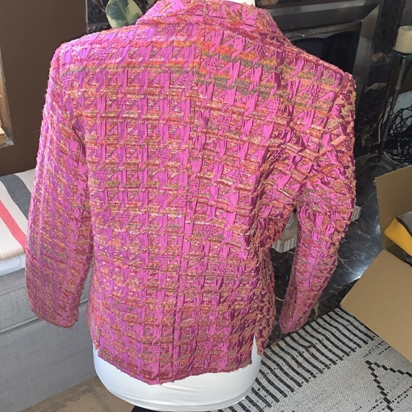 Vintage Beautiful Gently Loved Jacket by Harve Benard Collection - Picture 3 of 6